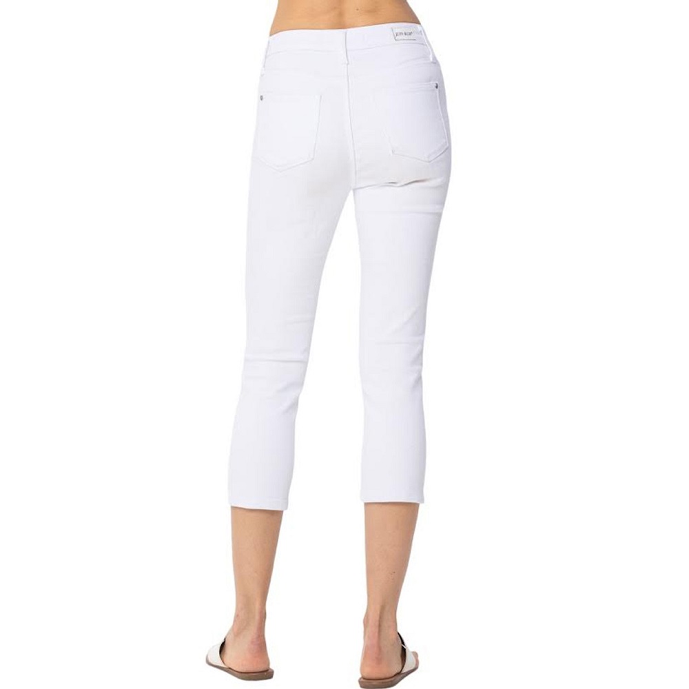 white capri jeans