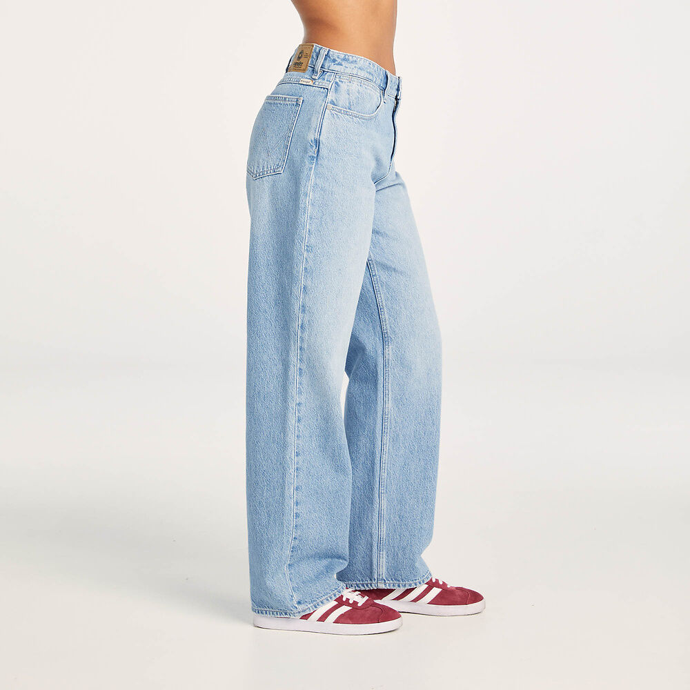 baggy jeans