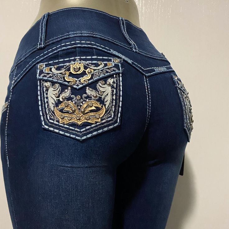 apple bottom jeans style