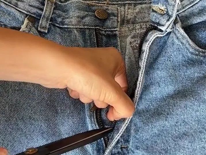 how to fix a broken zipper on jeans